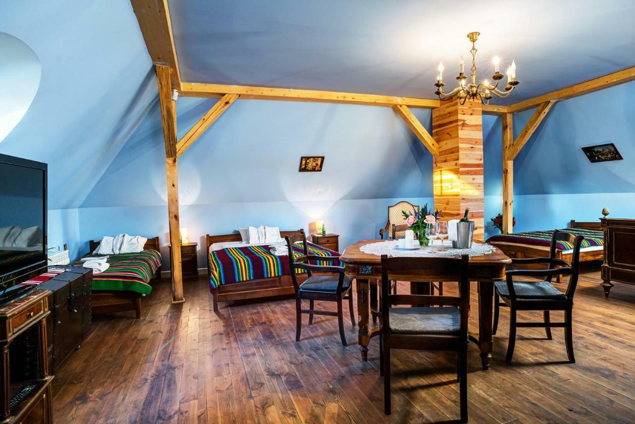 Dwor Osmolice Bed & Breakfast Bialki Dolne Bagian luar foto